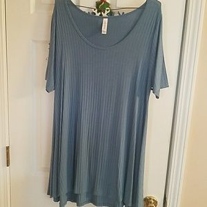 Lularoe perfect T